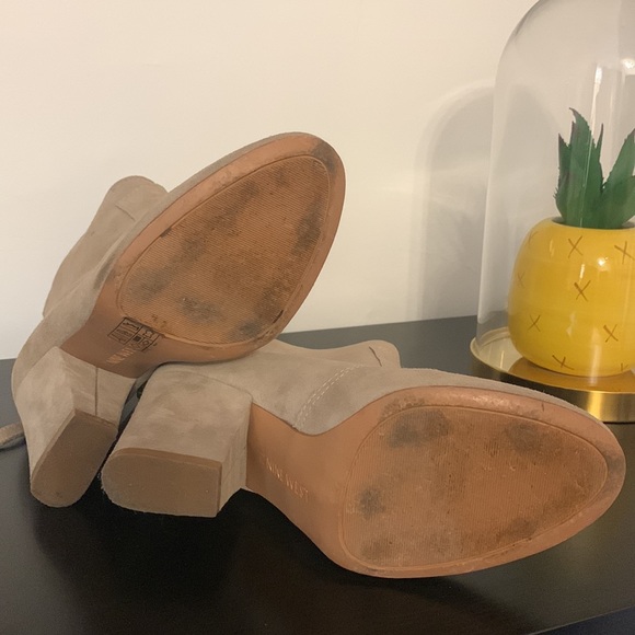 Suede beige Fall bootie - Picture 4 of 4